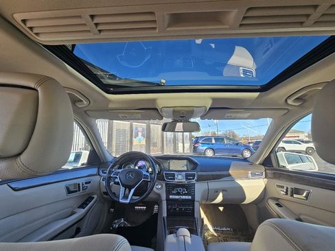 Used 2015 Mercedes-Benz E 350 4MATIC Sedan w/ Premium 1 Package image 45