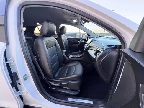 Used 2019 Chevrolet Equinox Premier image 18