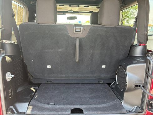 Used 2013 Jeep Wrangler Rubicon w/ Dual Top Group AWD/4WD image 19