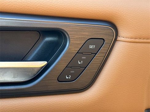 New 2026 Nissan Armada SL w/ Captain's Chari Seat Package image 21