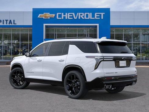 New 2026 Chevrolet Traverse RS image 3