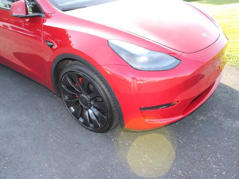 Used 2021 Tesla Model Y Performance AWD/4WD image 5