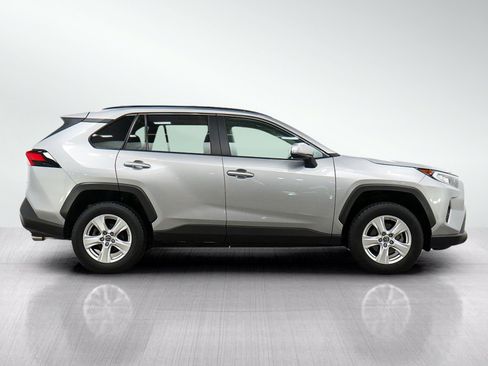 Used 2019 Toyota RAV4 XLE w/ Convenience Package AWD/4WD image 6