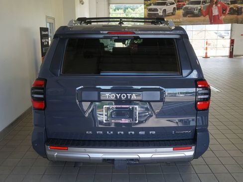 Certified 2025 Toyota 4Runner Limited AWD/4WD image 18