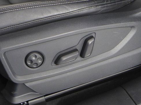 Used 2021 Audi Q5 2.0T Premium Plus w/ Premium Plus Package image 23