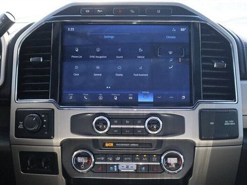 Used 2022 Ford F250 Lariat w/ Tremor Off-Road Package AWD/4WD image 26
