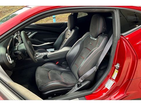 Used 2017 Chevrolet Camaro ZL1 RWD image 5