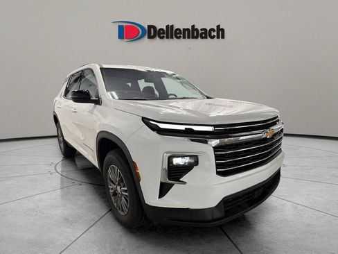 Used 2026 Chevrolet Traverse LT AWD/4WD image 7