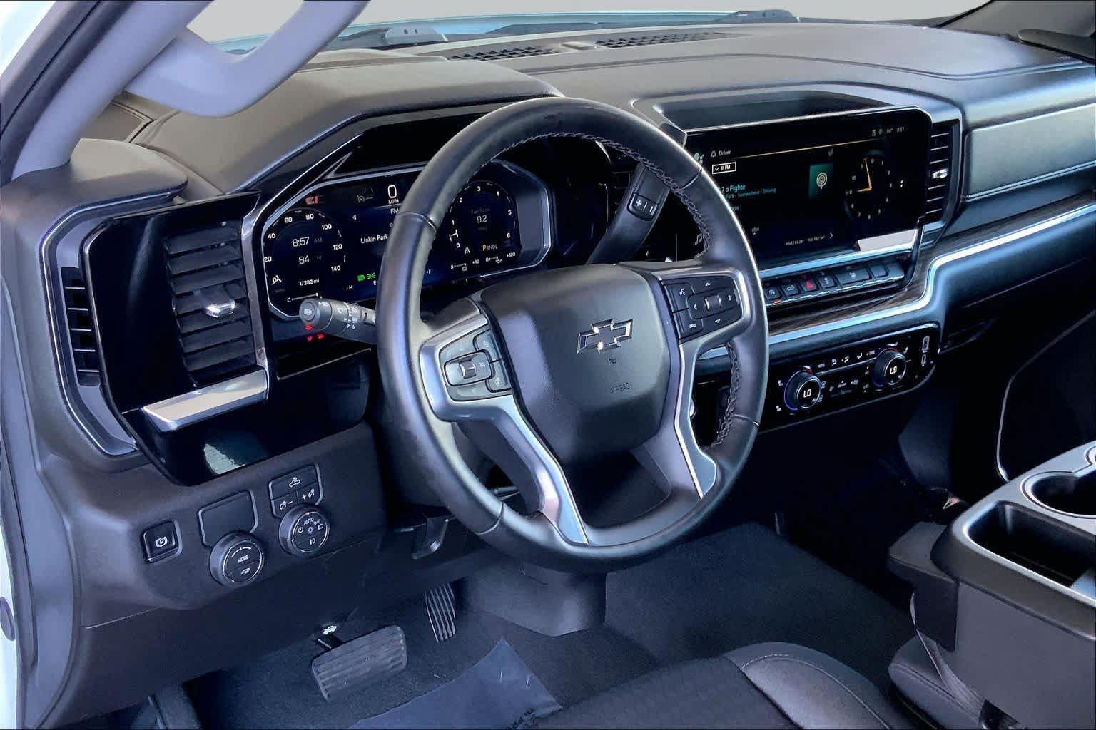 Used 2026 Chevrolet Silverado 1500 RST RWD image 35