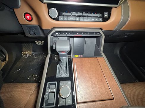 New 2026 Toyota Tundra 1794 Edition AWD/4WD image 11