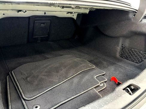 Used 2018 Volvo S90 T5 Momentum w/ Convenience Package image 33