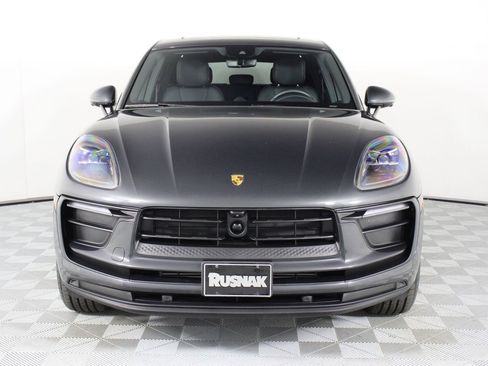 Certified 2026 Porsche Macan AWD/4WD image 10
