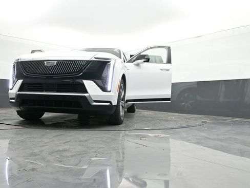 New 2025 Cadillac Escalade IQ Luxury 1 image 66