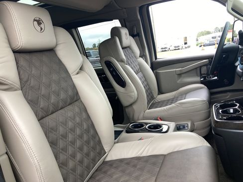 New 2025 GMC Savana 2500 w/ Driver Convenience Package image 22