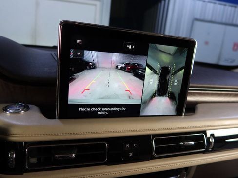 Used 2021 Lincoln Aviator Reserve w/ Equipment Group 201A image 25