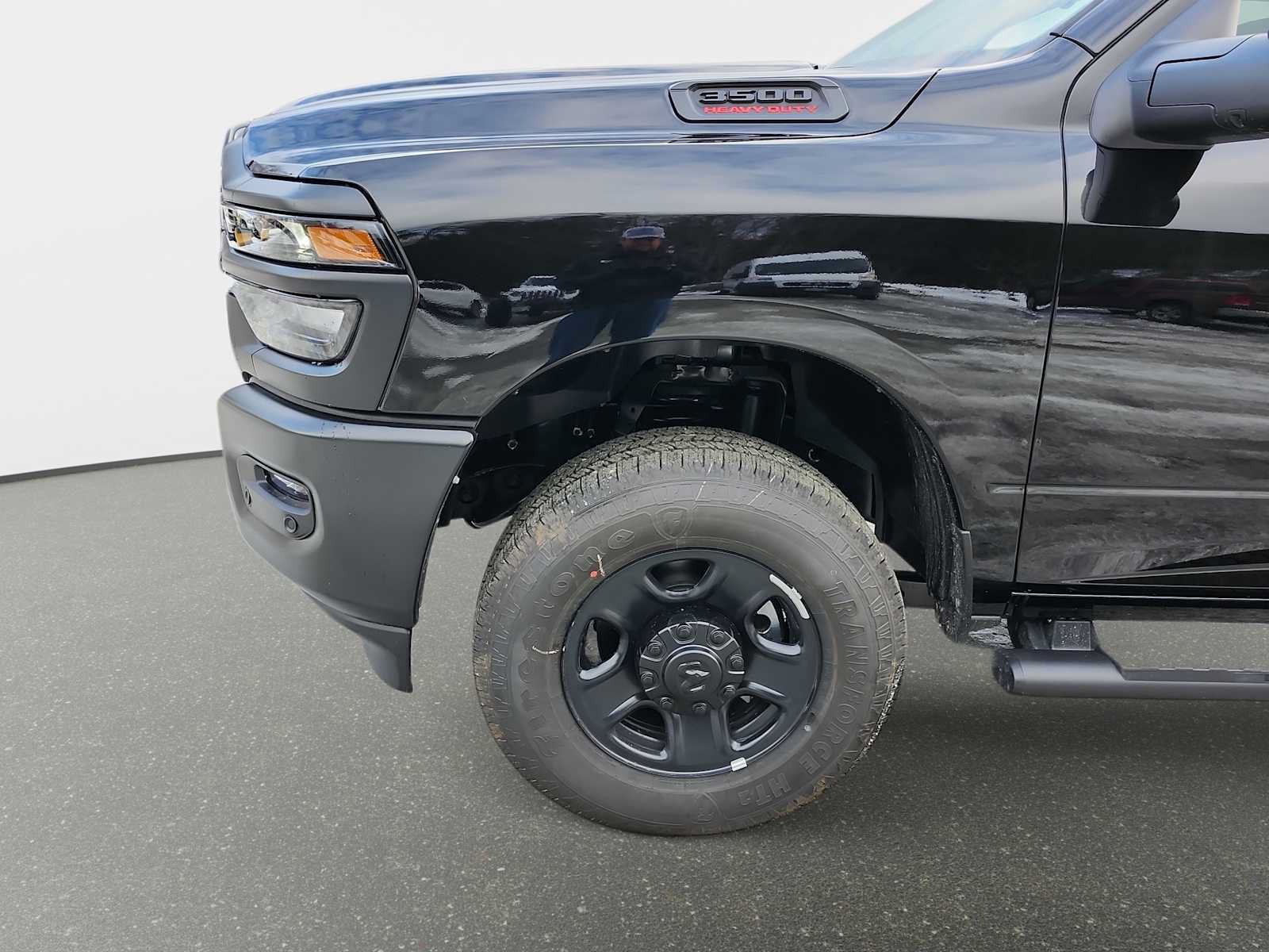 New 2026 RAM 3500 Tradesman AWD/4WD image 10