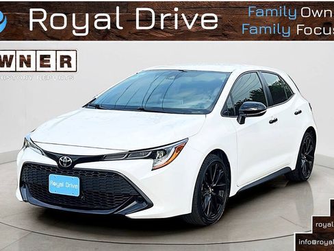 Used 2022 Toyota Corolla SE FWD image 1