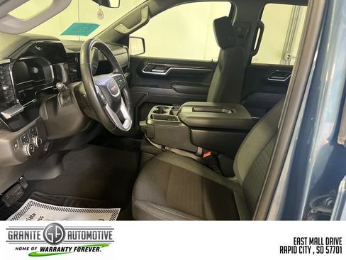 Used 2024 GMC Sierra 1500 SLE AWD/4WD image 18