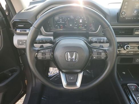 Used 2024 Honda Pilot Elite image 21