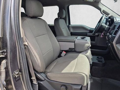 Used 2016 Ford F150 XLT RWD image 19