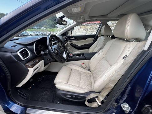 Used 2016 Nissan Maxima Platinum FWD image 16