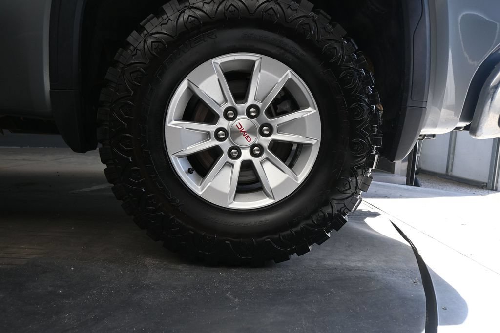 Used 2024 GMC Sierra 1500 Pro w/ Pro Value Package AWD/4WD image 13