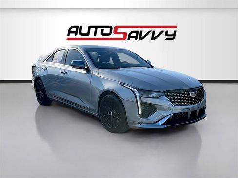 Used 2025 Cadillac CT4 Luxury image 1