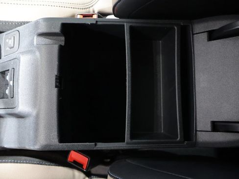 Used 2023 Ford Bronco Wildtrak AWD/4WD image 32