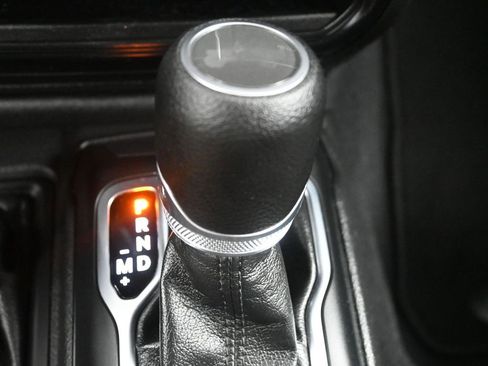 Used 2022 Jeep Wrangler Unlimited Sport image 20