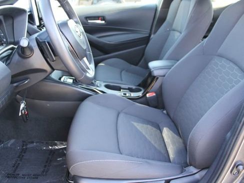 Used 2023 Toyota Corolla SE w/ SE Premium Package FWD image 27