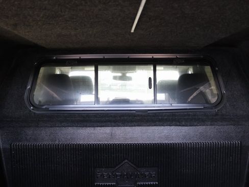 Certified 2021 Chevrolet Silverado 1500 LT w/ Z71 Off-Road Package image 32