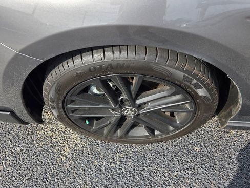 Used 2025 Toyota Camry SE image 18