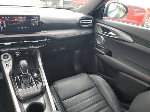 Used 2023 Dodge Hornet GT Plus AWD/4WD image 14