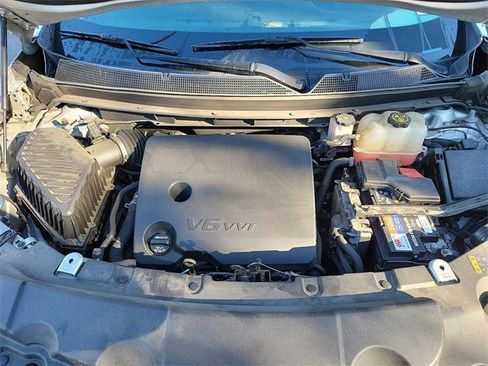 Used 2020 Chevrolet Traverse RS w/ LPO, 'HIT The Road' Package image 23