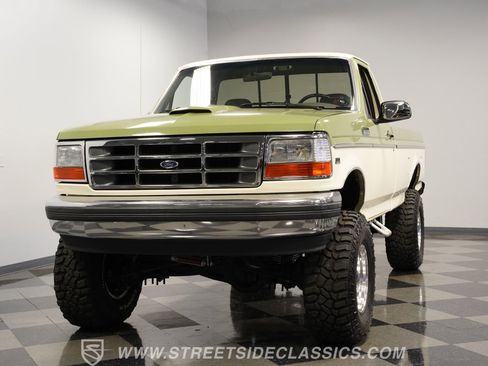 Used 1996 Ford F250 Custom XLT 4x4 image 18
