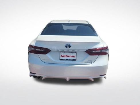 Used 2021 Toyota Camry XSE w/ Cold Weather Package FWD image 7