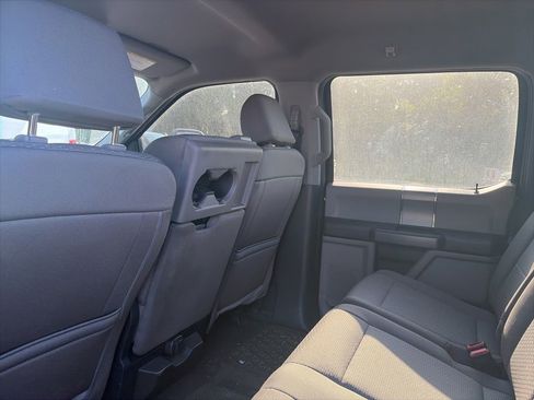 Used 2022 Ford F250 XLT w/ Black Appearance Package AWD/4WD image 11