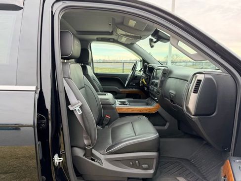 Certified 2017 Chevrolet Silverado 1500 High Country w/ High Desert Package image 12