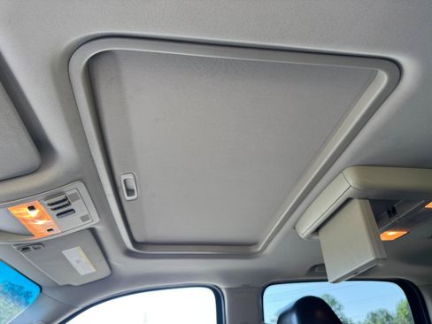 Used 2014 Chevrolet Suburban LT w/ Luxury Package RWD image 35