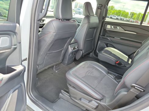 Used 2026 Ford Explorer ST w/ Sun And Sound Package AWD/4WD image 12