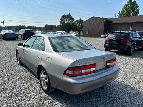 Used 2001 Lexus ES 330 image 5