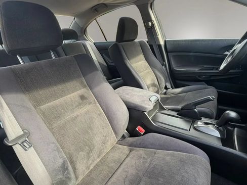Used 2010 Honda Accord LX-P image 16