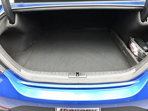 Used 2023 Genesis G70 2.0T w/ Sport Prestige Package RWD image 9