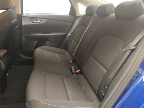 Used 2021 Kia Forte LXS FWD image 18
