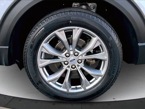 Used 2023 Ford Explorer Limited image 35