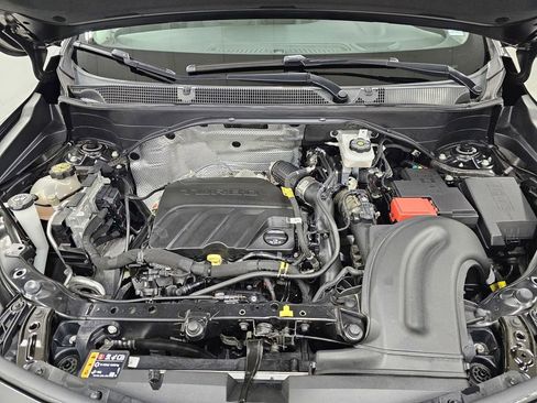 Used 2023 Buick Encore GX Preferred w/ Cold Weather Comfort Package FWD image 11