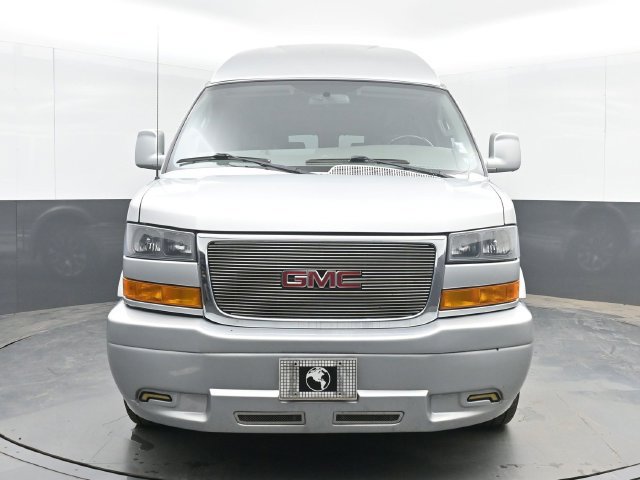 Used 2022 GMC Savana 2500 w/ Enhanced Convenience Package RWD image 3