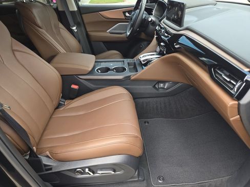 Used 2025 Acura MDX FWD w/ Technology Package image 13