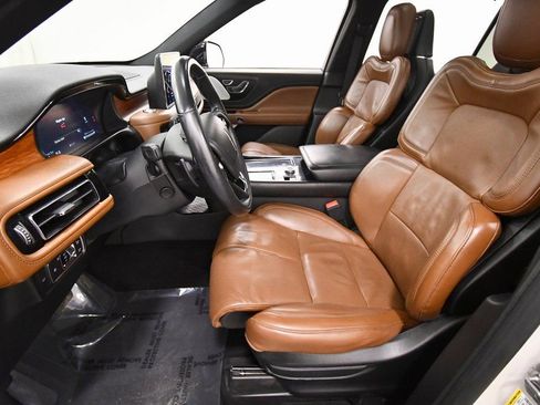 Used 2020 Lincoln Aviator Reserve w/ Equipment Group 202A AWD/4WD image 14