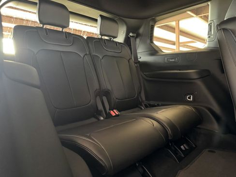 New 2025 Jeep Grand Cherokee L Limited w/ Black Appearance Package image 38